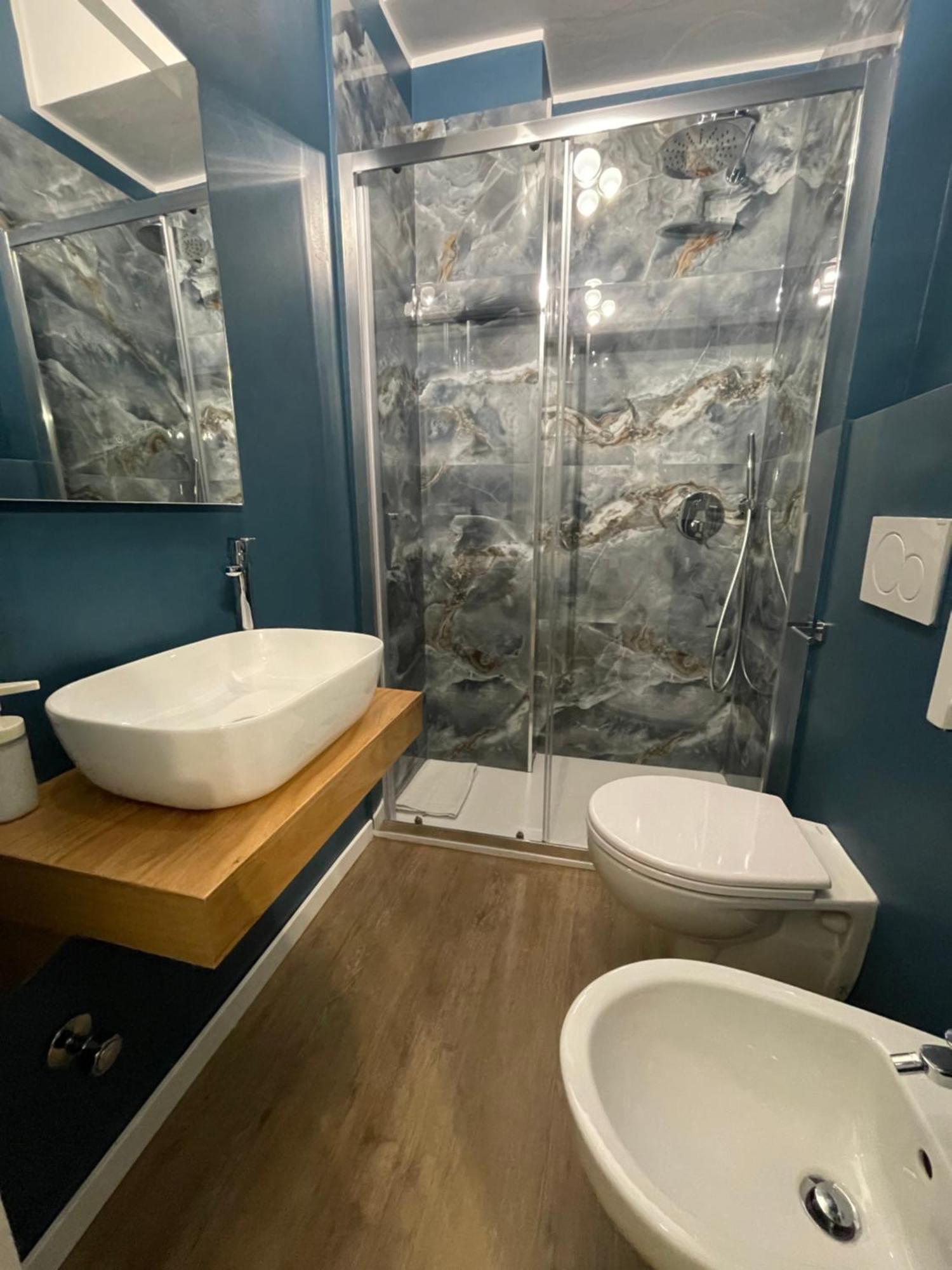 Isvi Bari Comfort Rooms Ngoại thất bức ảnh